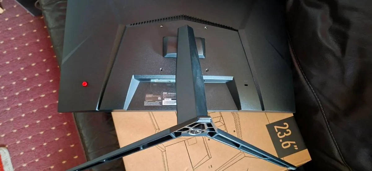 Msi Curved gaming monitor - Image 3