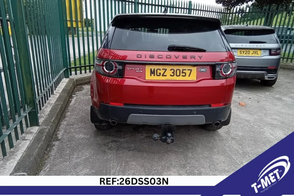 2019 LAND ROVER DISCOVERY SPORT BREAKING FOR PARTS - Image 4