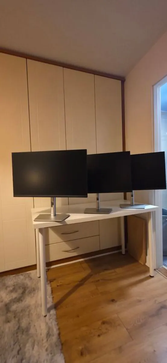 Dell 27" Full HD Monitors - Image 1