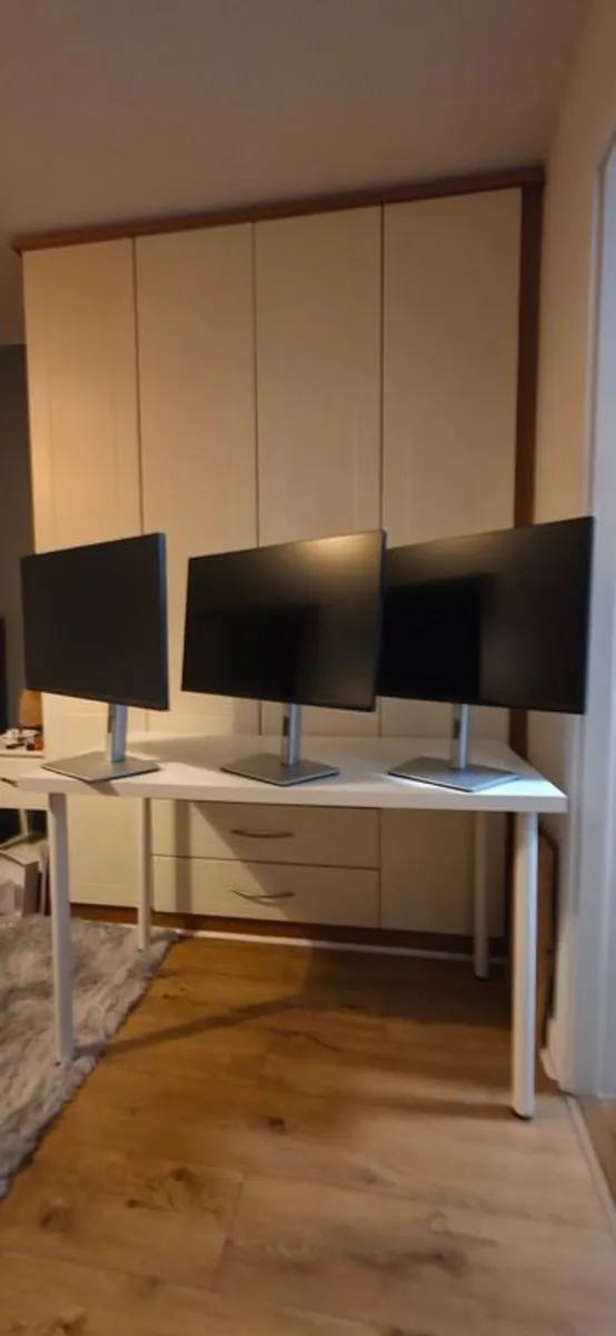Dell 27" Full HD Monitors - Image 3