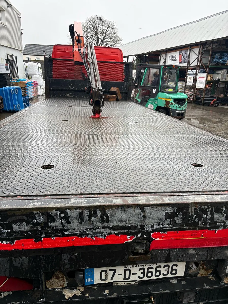 Mercedes truck - Image 4