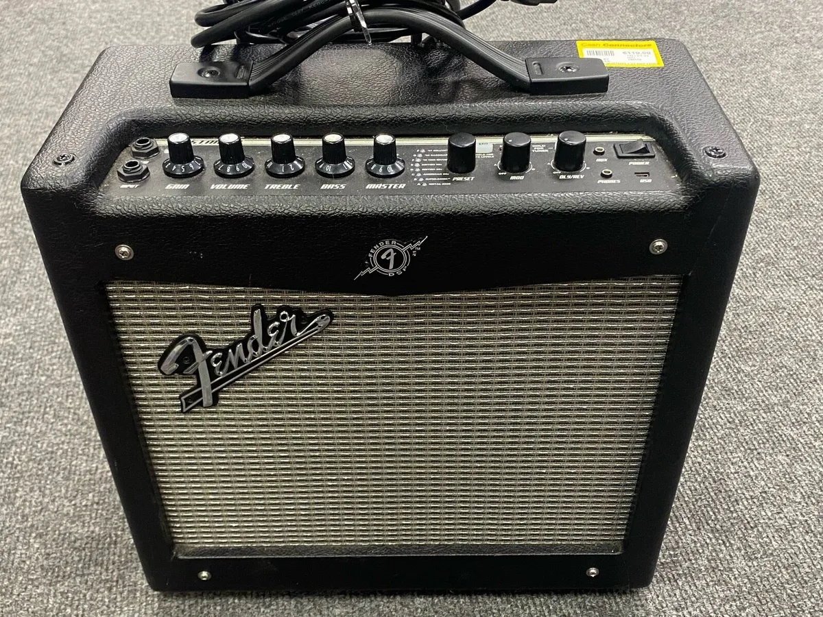 Fender Mustang 1 V2 - Image 1