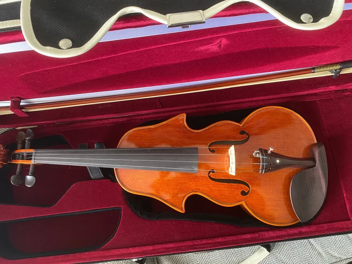 Baroque style violin - Image 1