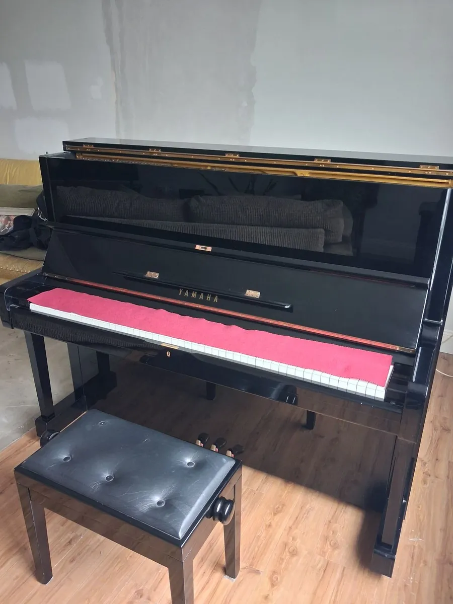 Piano - Image 1
