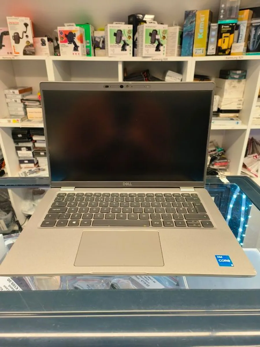 Touch Screen Dell Latitude 5420 - 14" Laptop, Intel Core i5 1145G7 (11th Gen) 2.6GHz, 8GB DDR4, 256GB SSD, Thunderbolt 4, HDMI, Webcam, Windows 11 Pro - Image 2