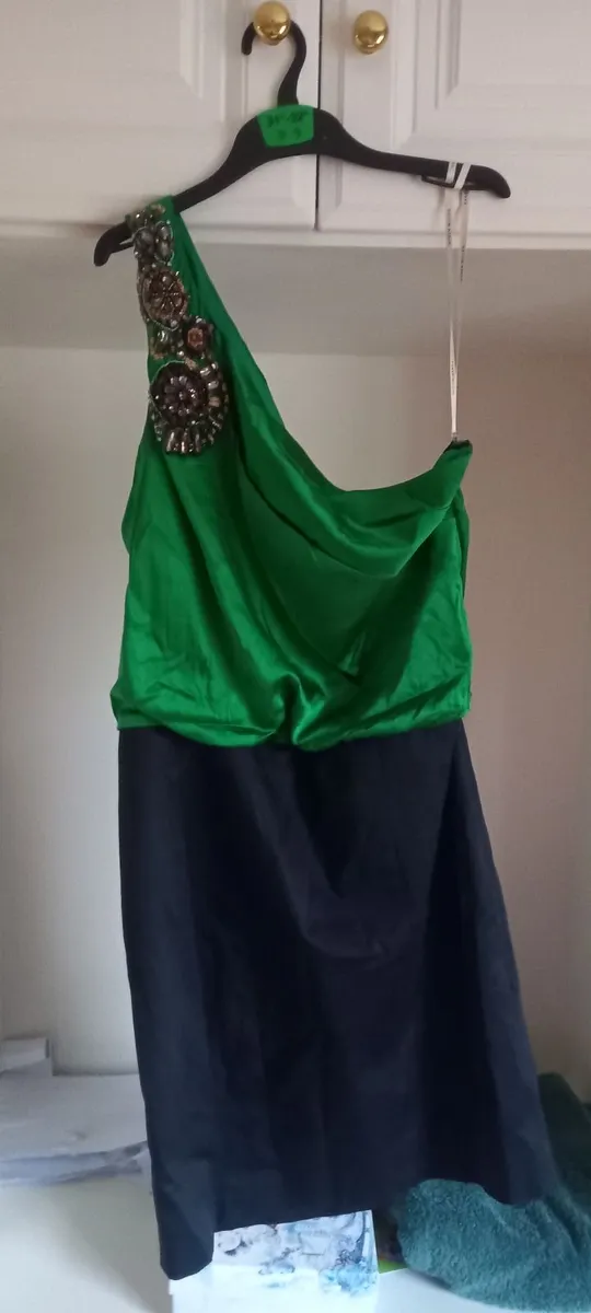 Ladies dresses - Image 1