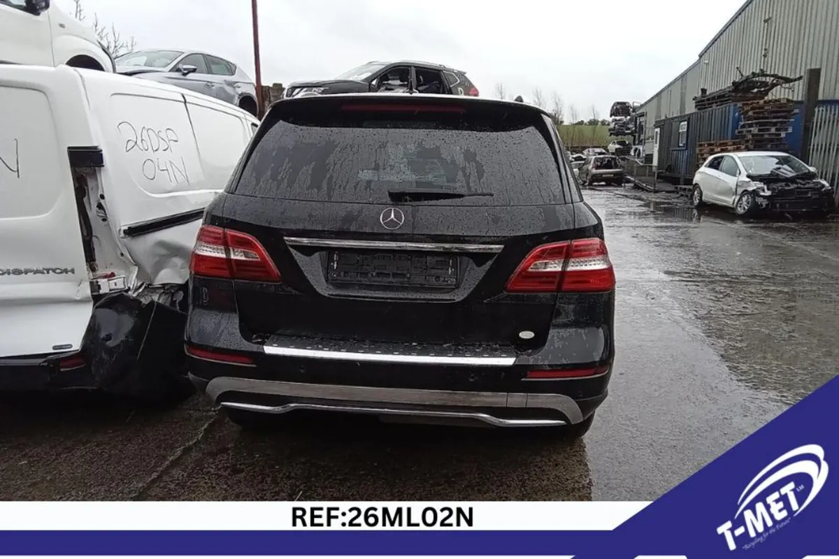 2013 MERCEDES M-CLASS BREAKING FOR PARTS - Image 2