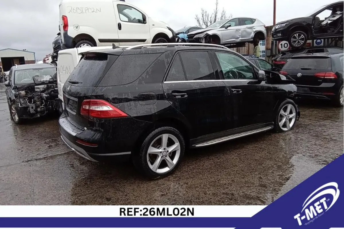 2013 MERCEDES M-CLASS BREAKING FOR PARTS - Image 1