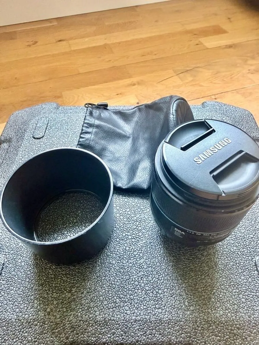 Samsung NX 85mm f/1.4 ED SSA i-Function Lens - Image 2