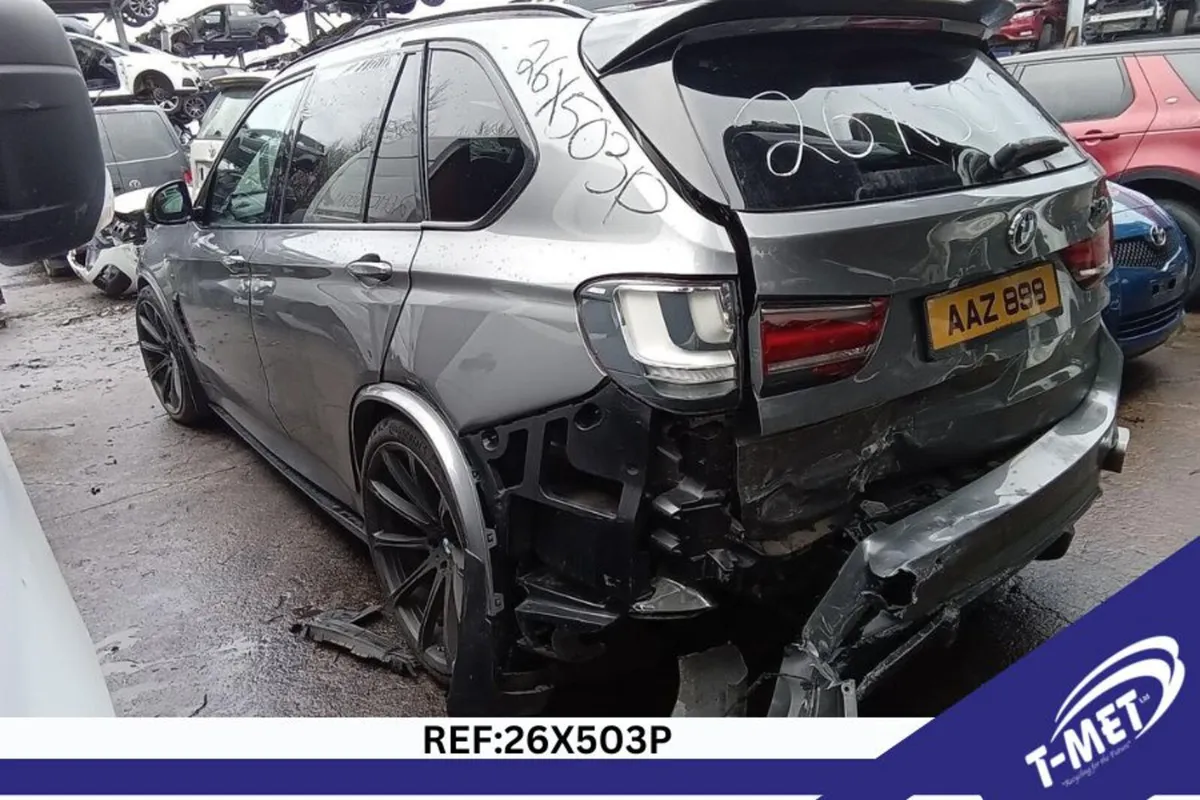 2016 BMW X5 BREAKING FOR PARTS - Image 4