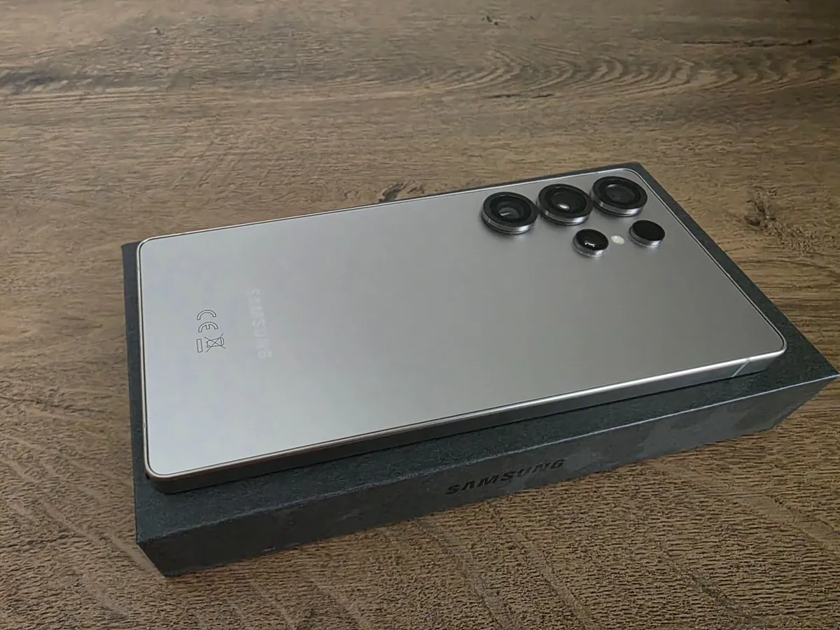 Samsung S25 Ultra - 512 GB - Image 2