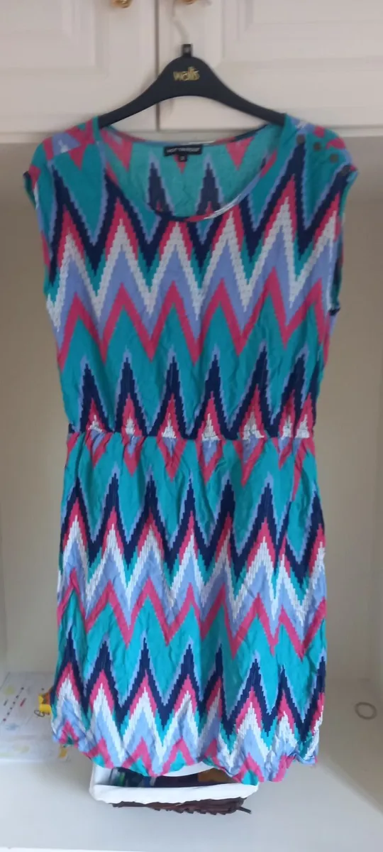 Ladies summer dresses - Image 3