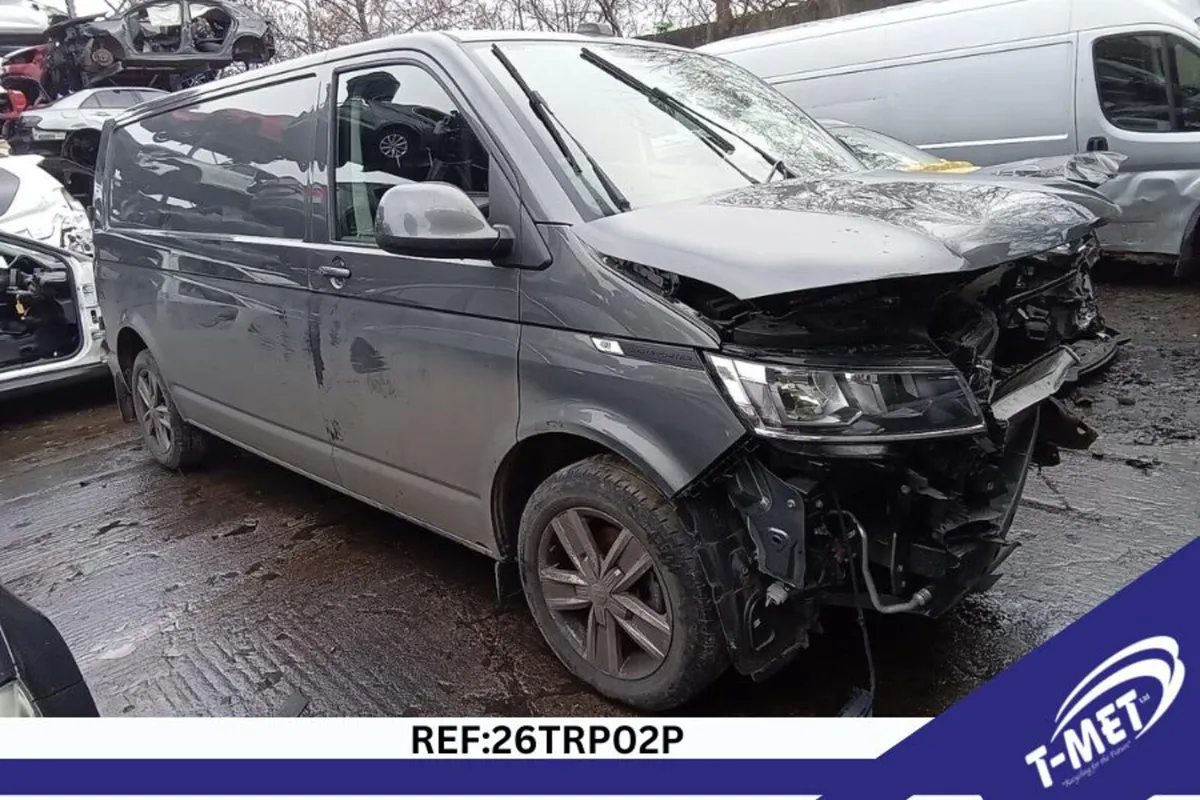 2024 VOLKSWAGEN TRANSPORTER BREAKING FOR PARTS - Image 4