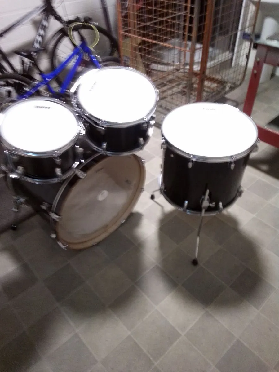 Drum kit - Image 4