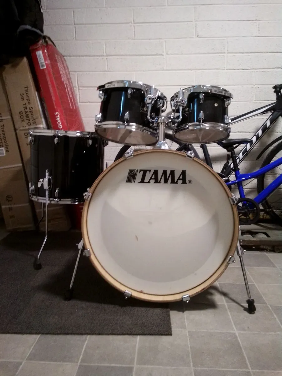 Drum kit - Image 1