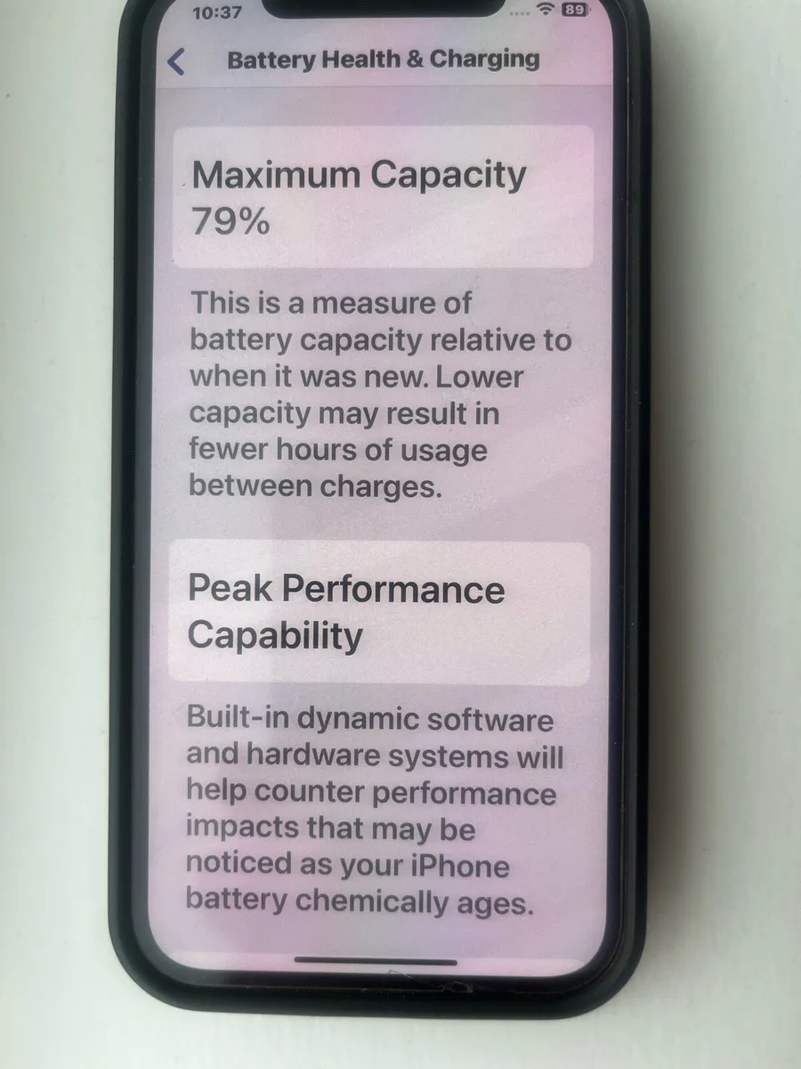 iPhone 12 Pro. Unlocked. 256gb. Gold. €180 - Image 3