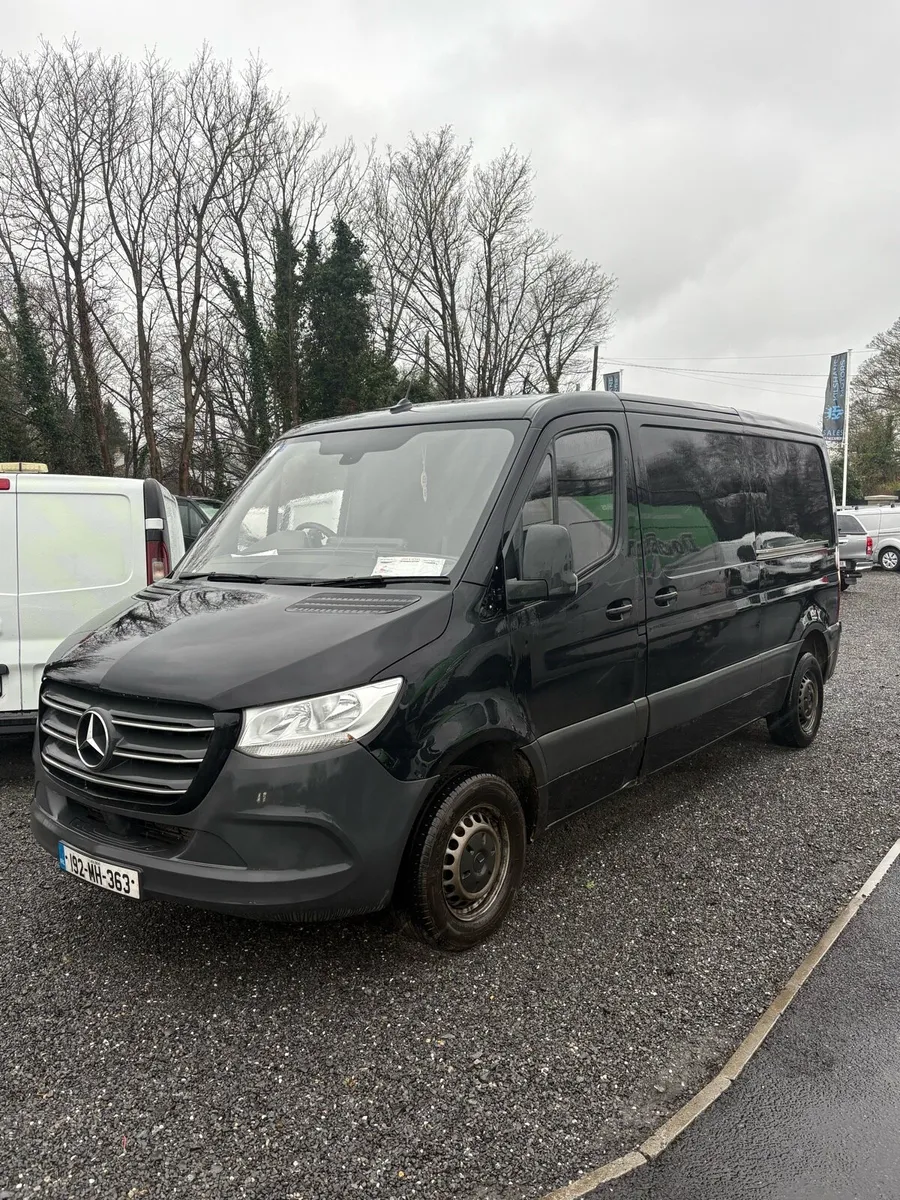 2019 Mercedes sprinter 211CDI 4 new tyres - Image 1