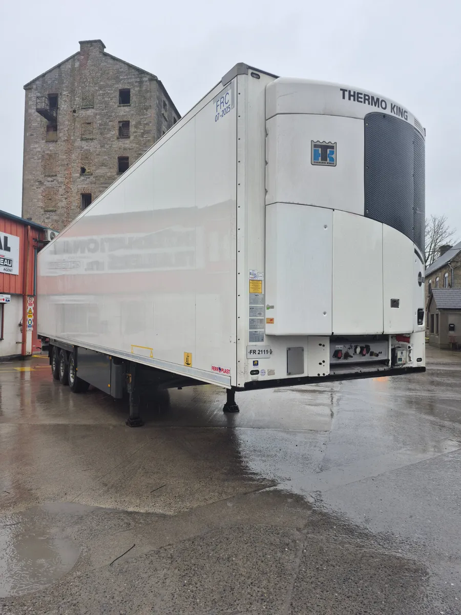 2019 Schmitz Single Temp Fridge Trailer - Image 1