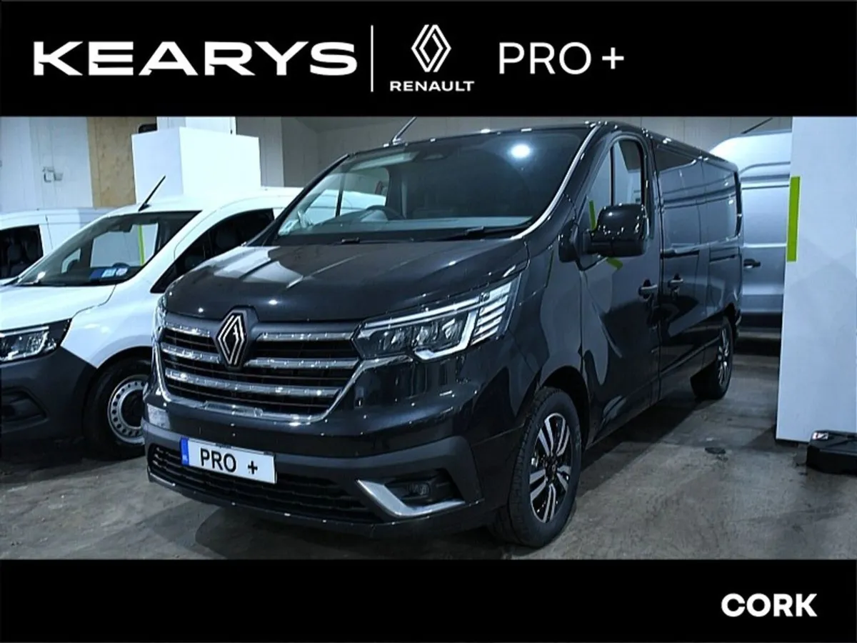 Renault Trafic LL30 Blue dCi 170 Extra Sport Panel - Image 1