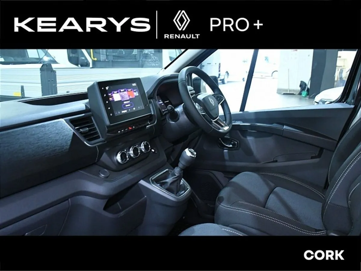 Renault Trafic LL30 Blue dCi 170 Extra Sport Panel - Image 3