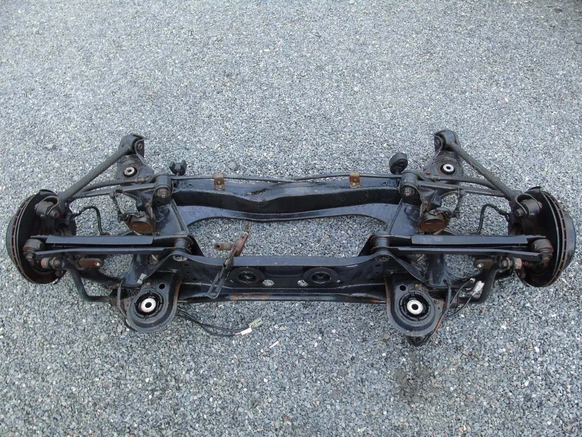 lexus LS400 1UZ ENGINE and breaking LS400/CELSIOR - Image 2