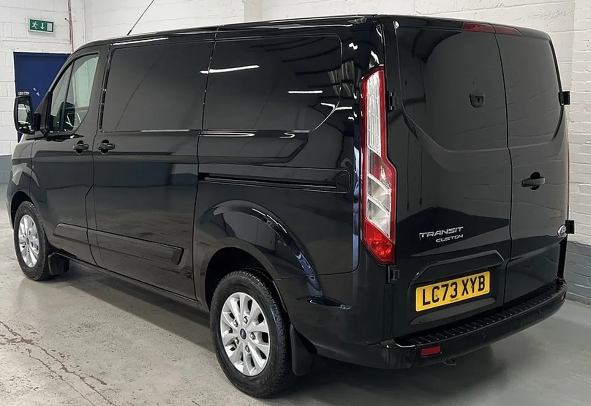 2023 Ford Transit Custom Panel Van - Image 4