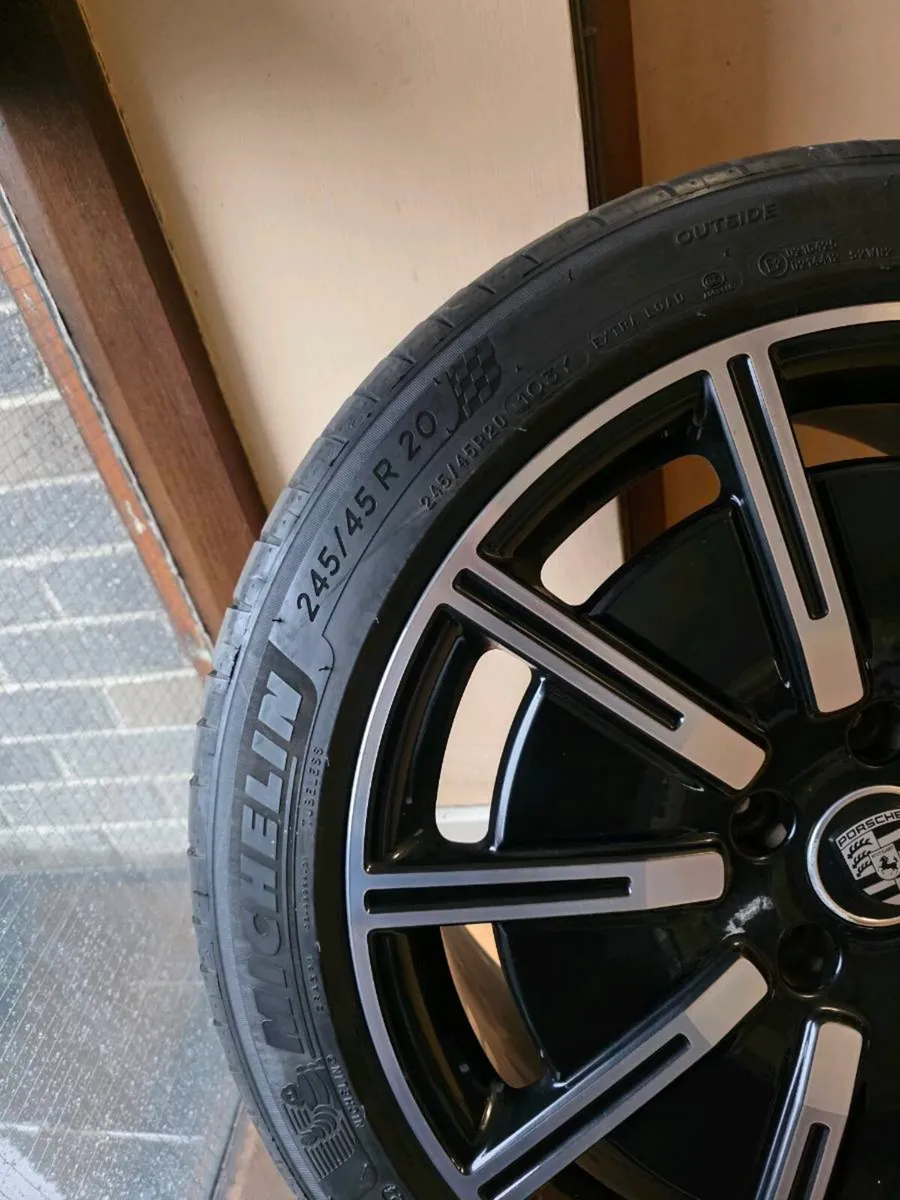 Porsche 20-inch alloys - Image 2