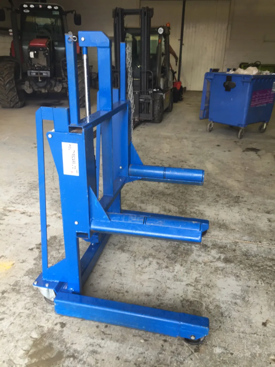 Hydraulic Wheel Trolley For Sale - Image 1