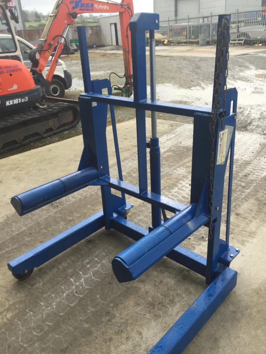 Hydraulic Wheel Trolley For Sale - Image 3