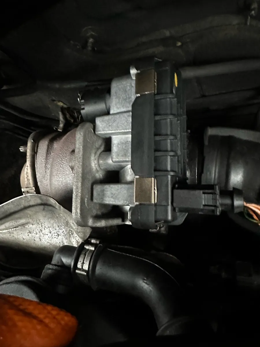 2013 transit 2.2 fwd  , doe 07/26 tax 07/26 - Image 3