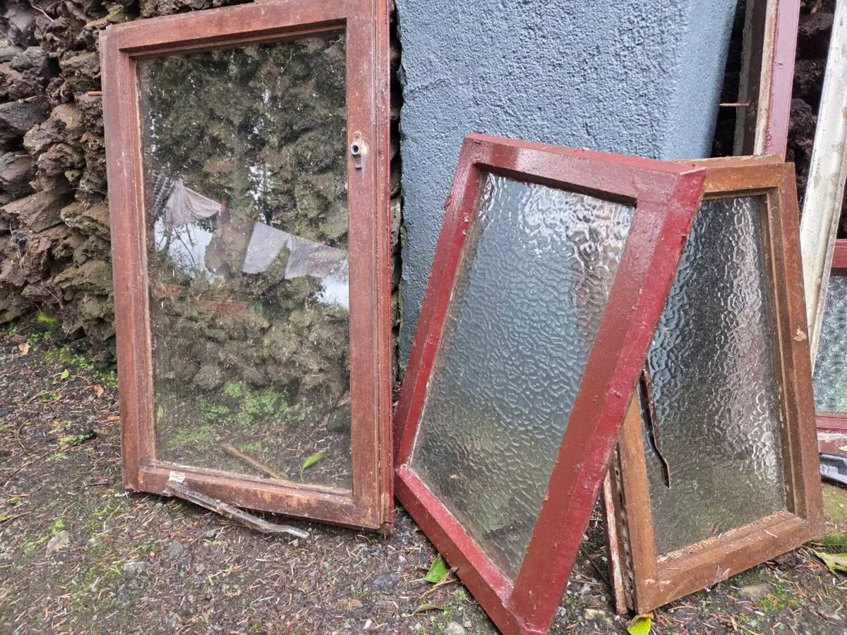 Old windows - Image 2