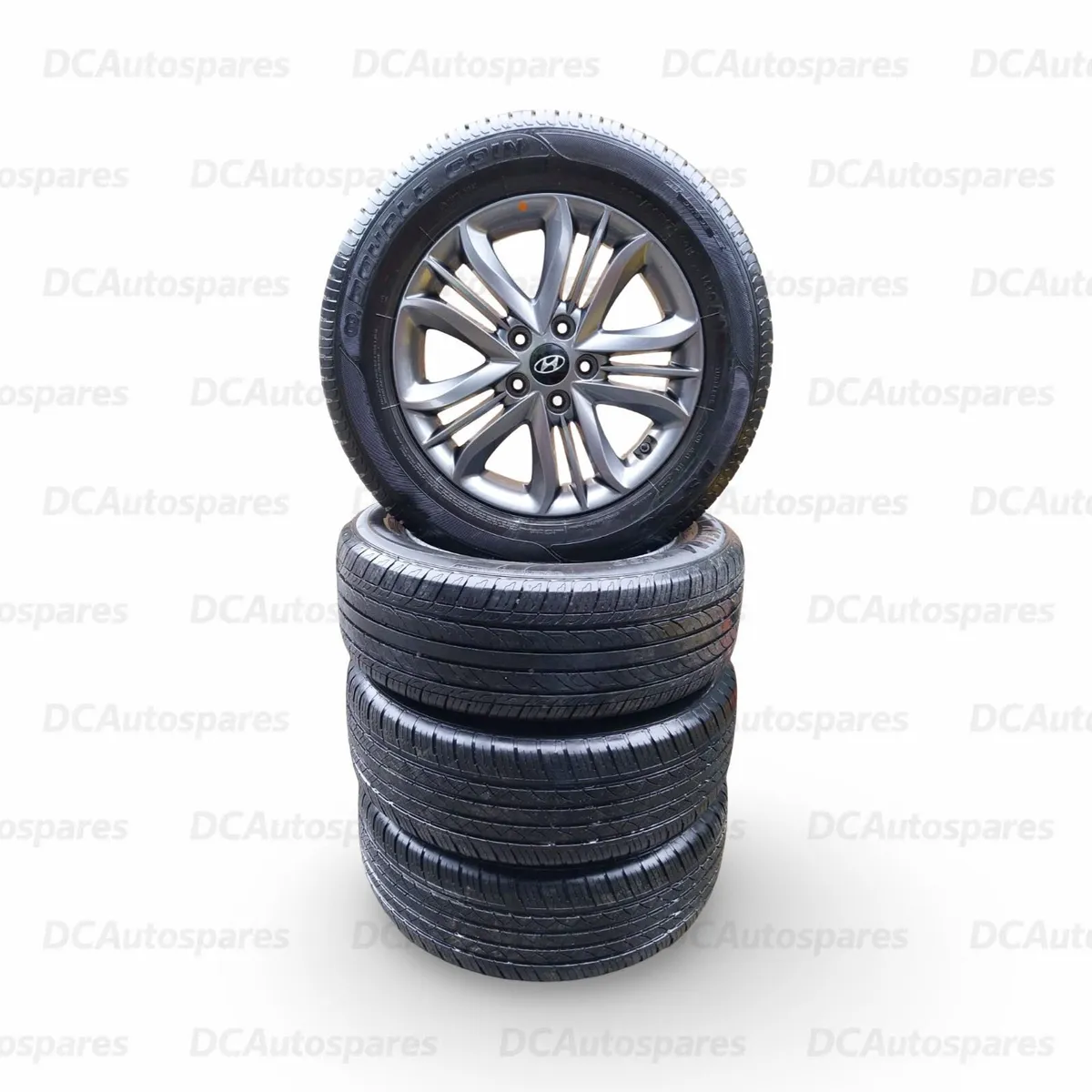 2015 Hyundai IX35  17" Alloy Wheels Set  225/60R17 - Image 1