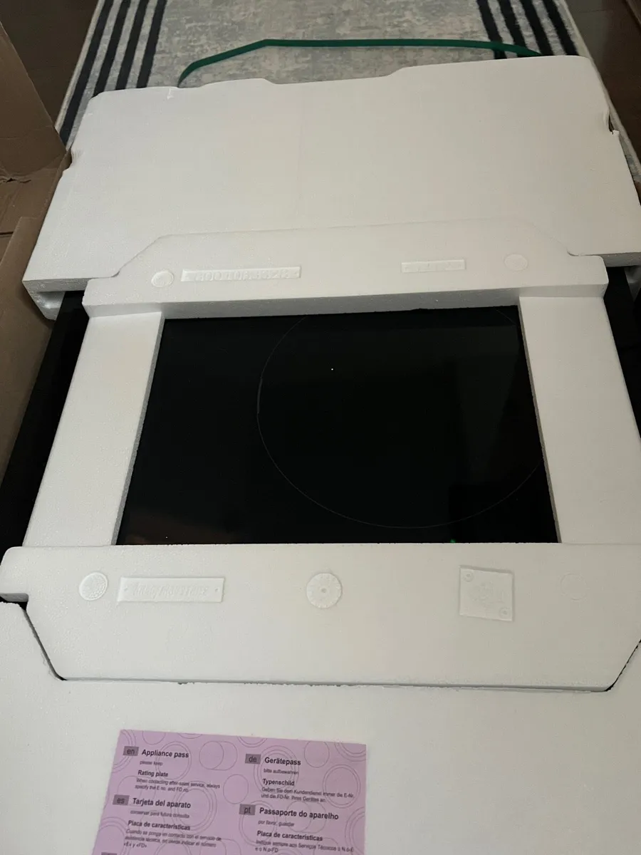 Glass ceramic hob - Image 3