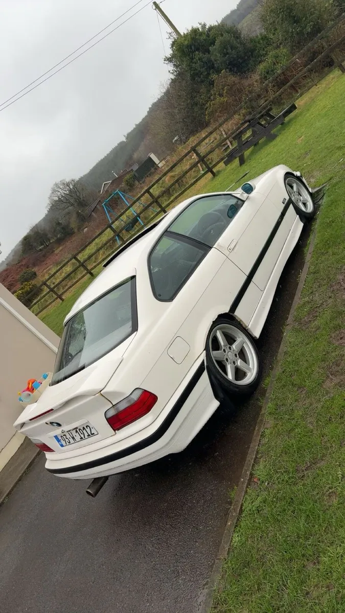 BMW e36 318is - Image 3