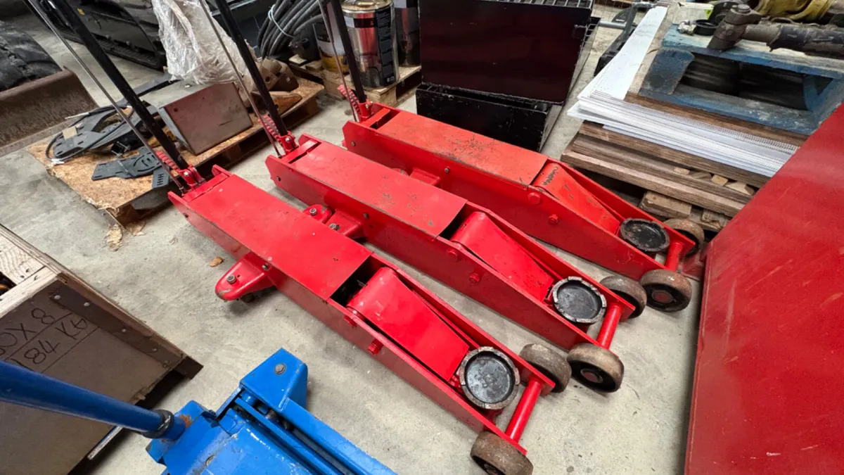 Workshop Equipment For Sale - Image 2