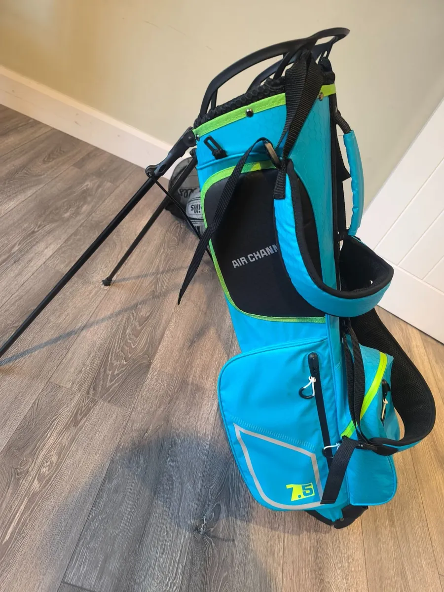 Left hand golf clubs and golf bag - Image 4