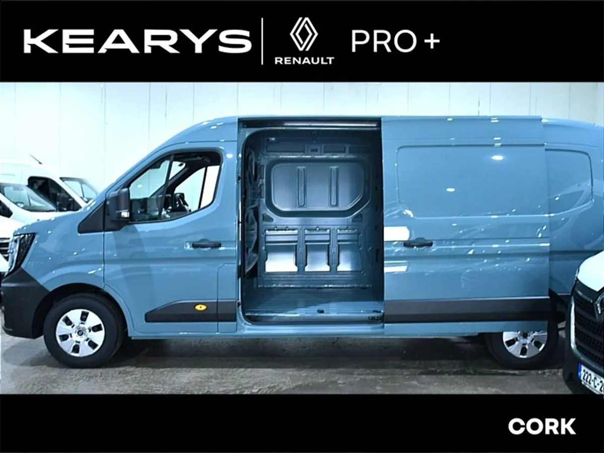 Renault Master FWD LM35 Blue dCi 170 EDC Advance E - Image 3
