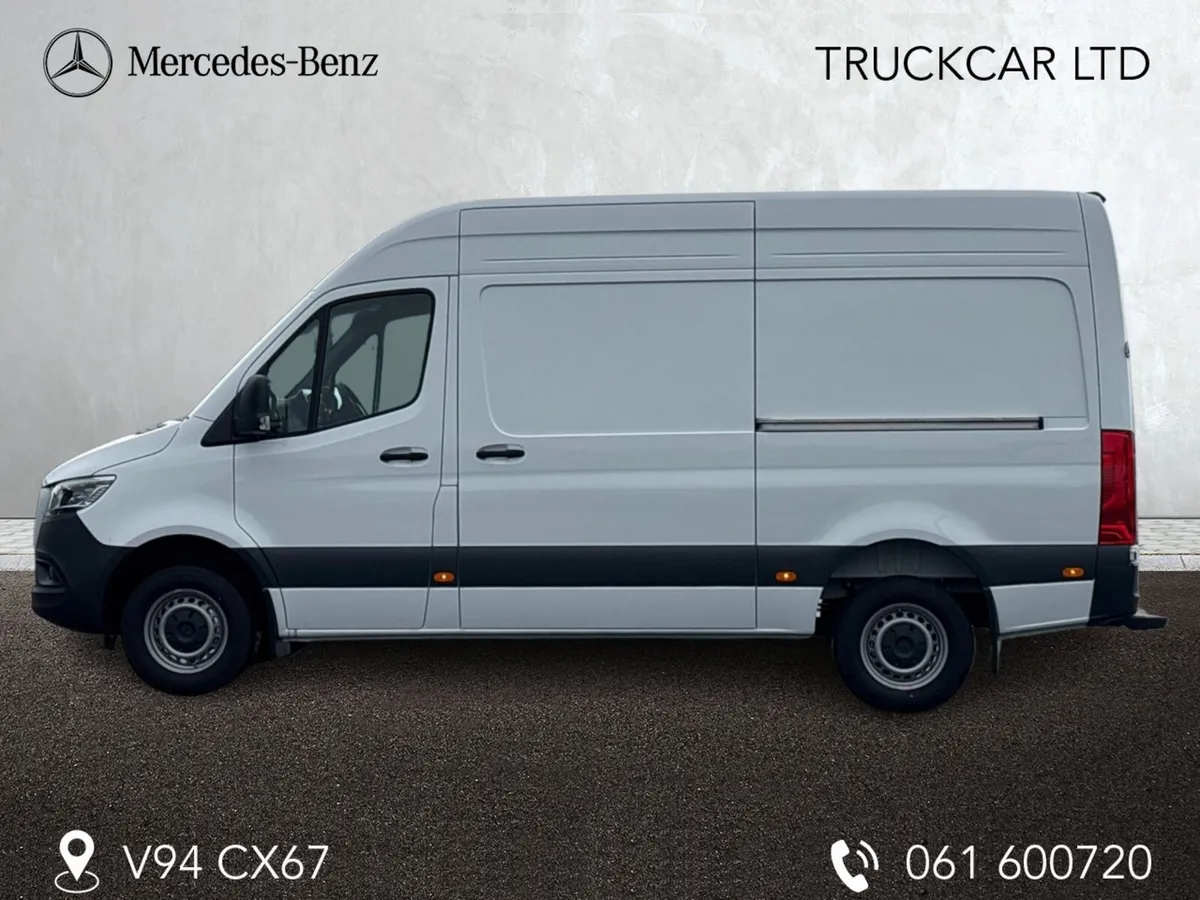 317/36 Mercedes Benz Sprinter High Roof - Image 4