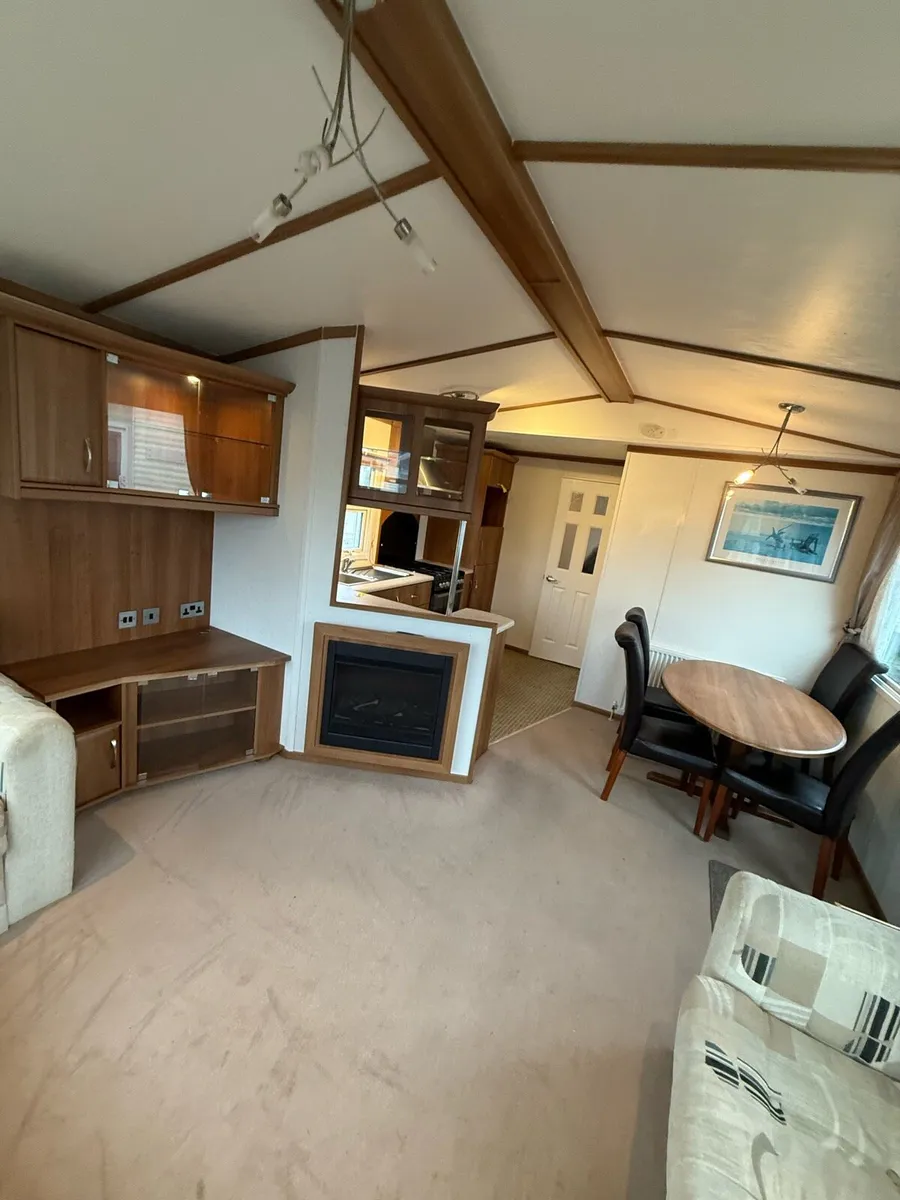 Carnaby. 34-12 2 bed Full winter pack TPS caravan - Image 4