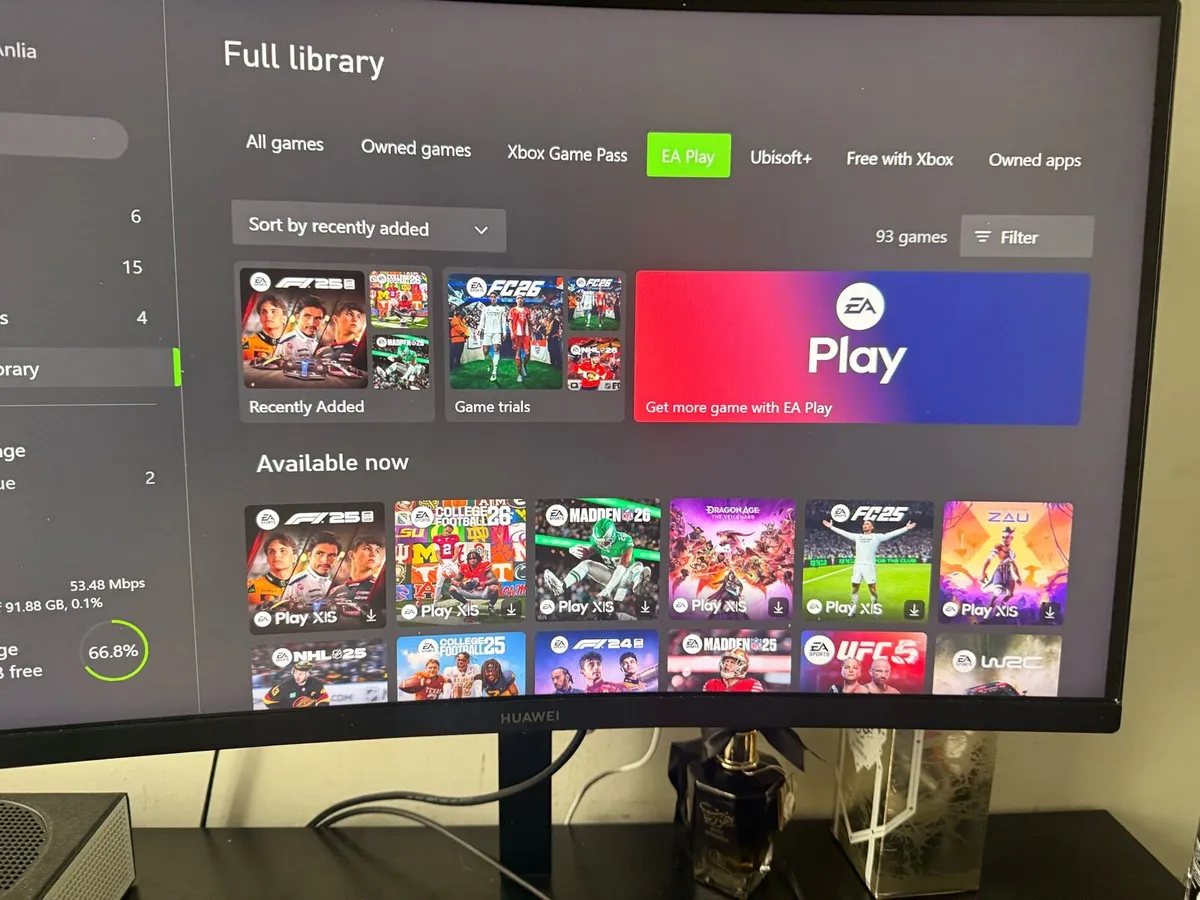 Xbox series S 512GB and controller 3 - Image 2