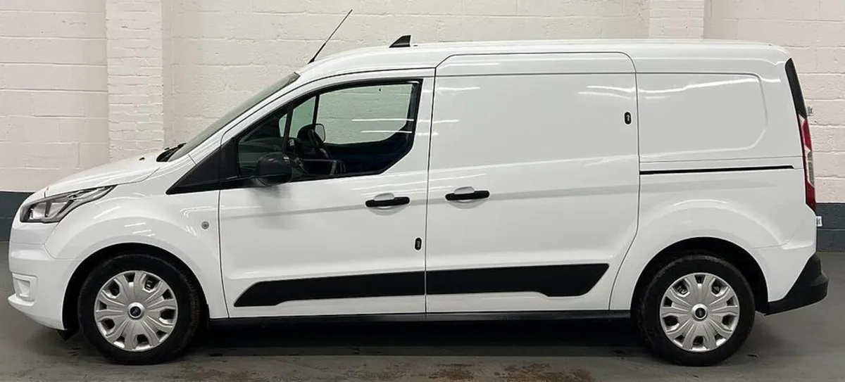 2022 Ford Transit Connect Panel Van - Image 4