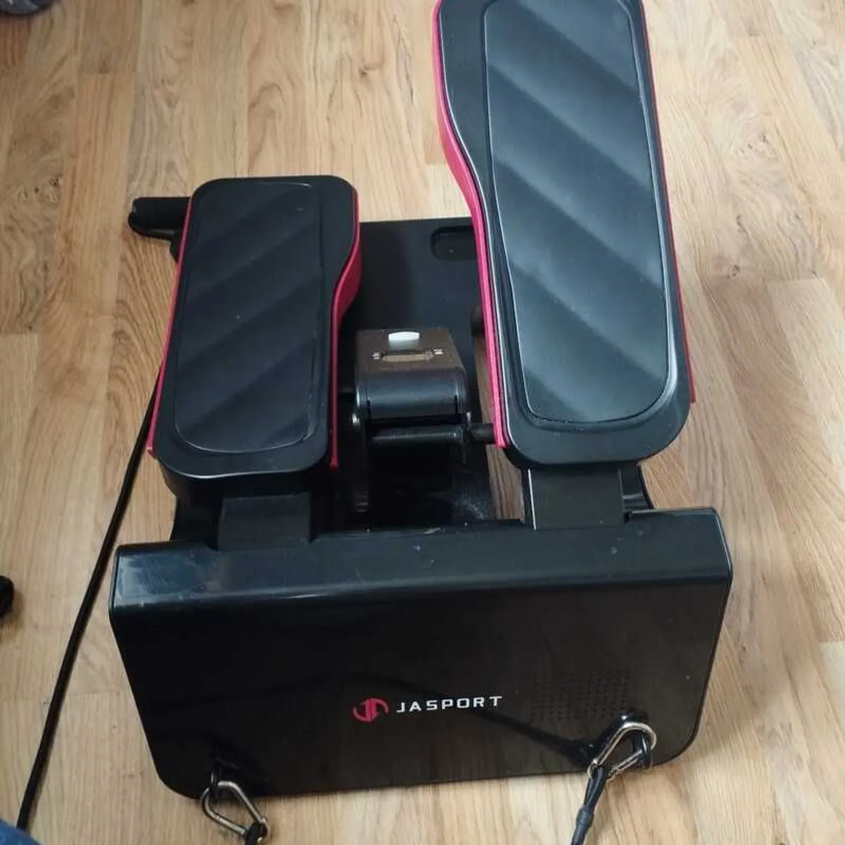 Stepper with Arm Resistance Cords, Excellent Condition. - Image 3