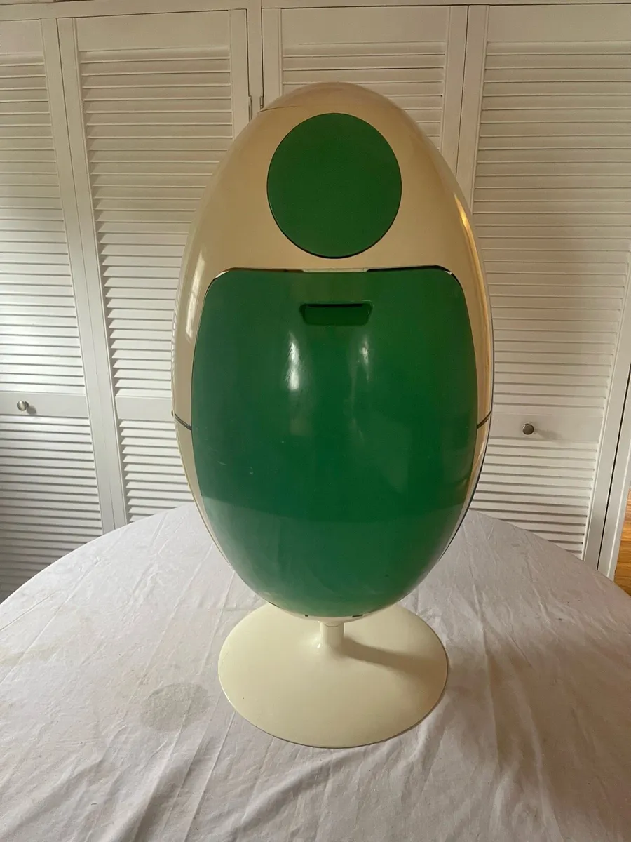 Mid century re cycling - Image 3