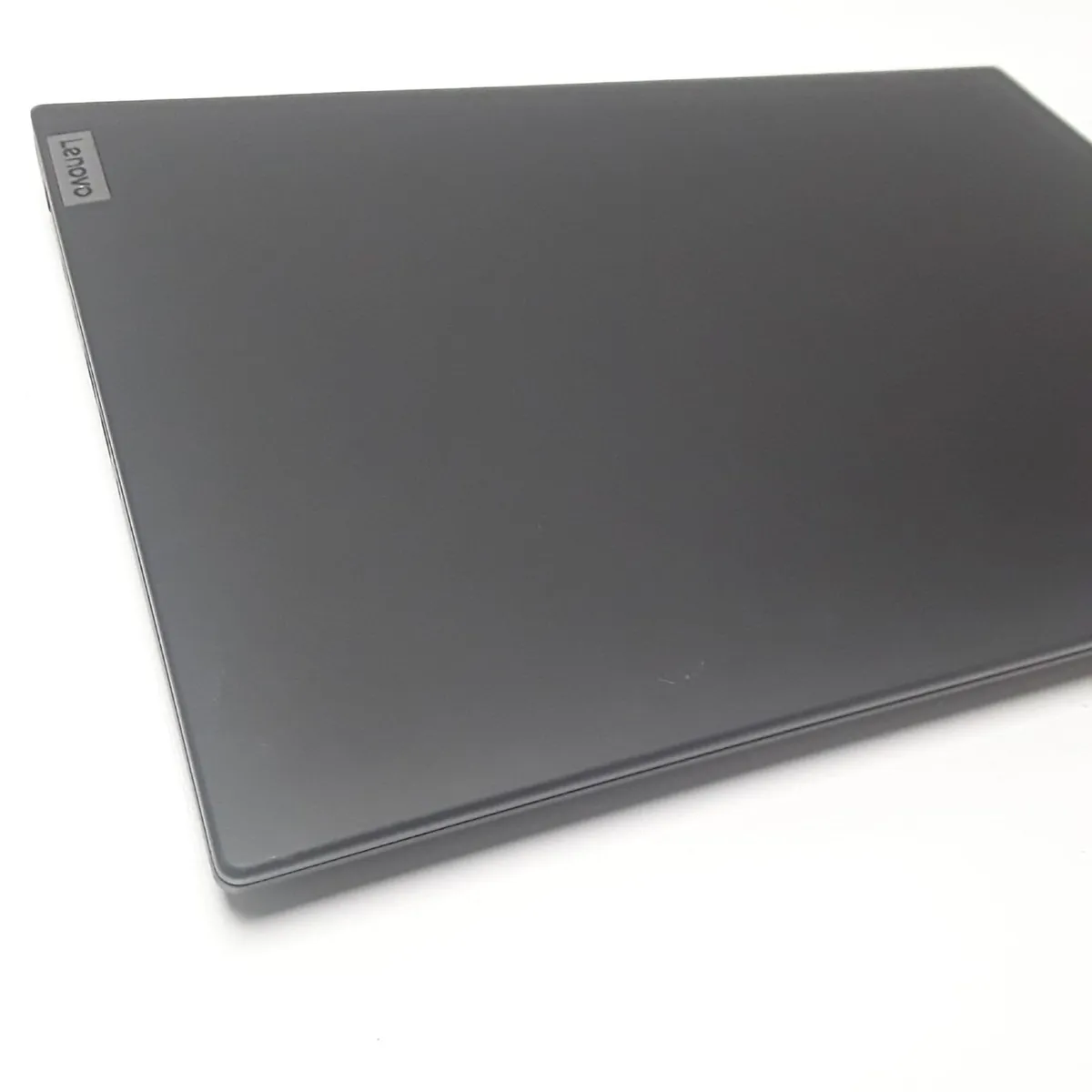 Lenovo ThinkPad P14s Gen 3 | Intel Core i7-12650P - Image 4