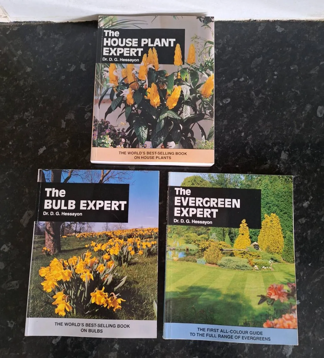 Selection of gardening books by Dr.  D.G. Hessayon - Image 2