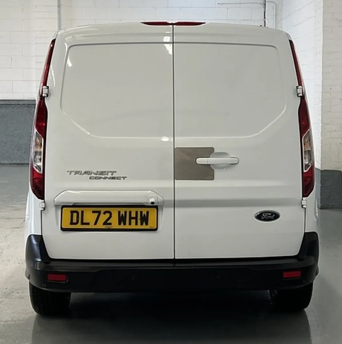 2023 Ford Transit Connect Panel Van - Image 3