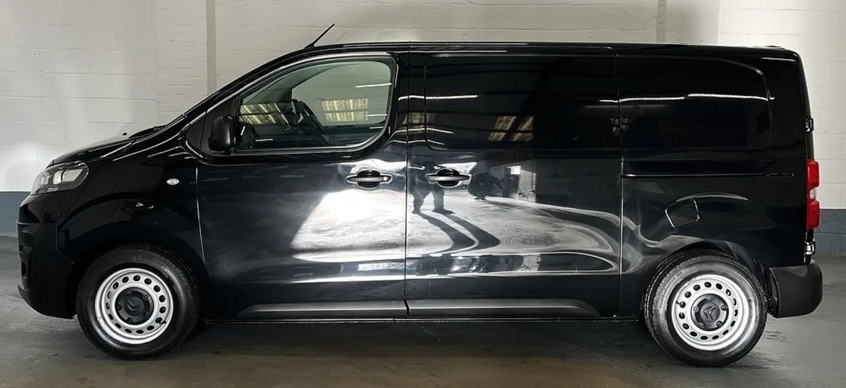 2022 Citroen Dispatch Panel Van - Image 4