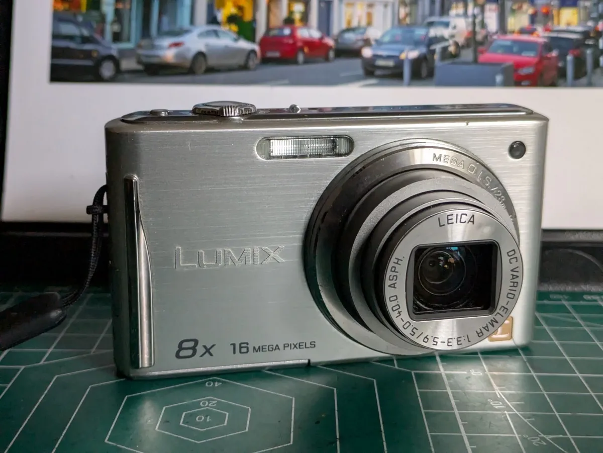 Panasonic Lumix FS-35 16MP CCD🌈 Leica lens 💥 - Image 1