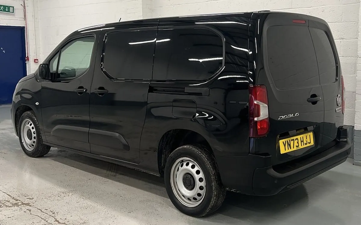 2024 Fiat Doblo Panel Van - Image 2