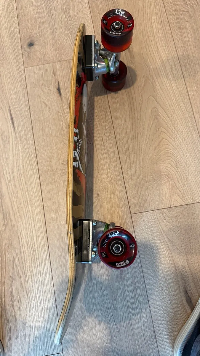 Skateboard - Image 2